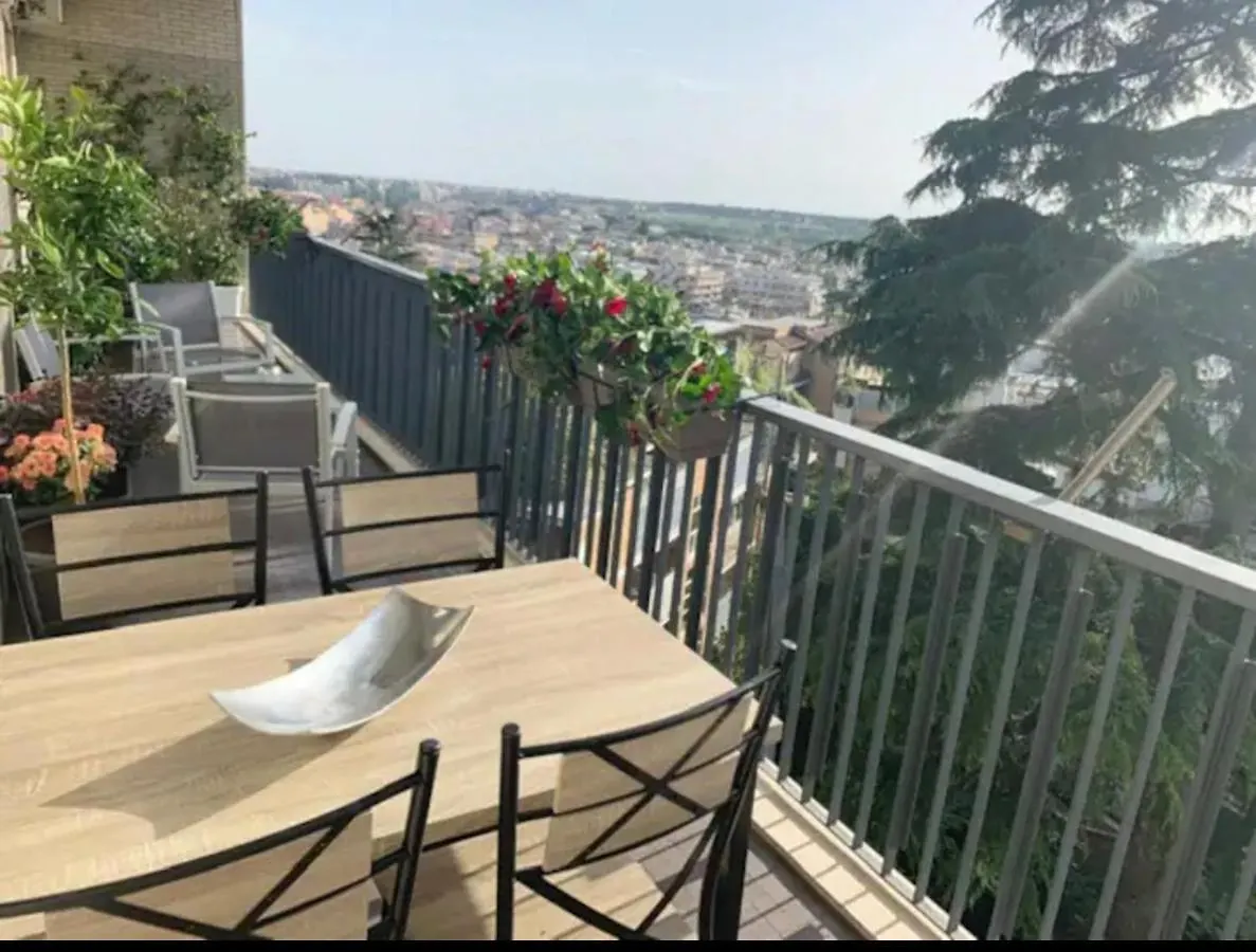 Casa Del Sole - Gran Vista Roma - Via Cadlolo 90, Roma Apartment